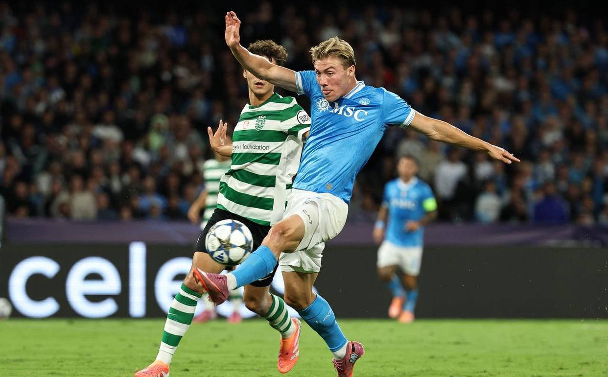 22岁霍伊伦闪耀欧冠：双响+获评87分+MVP