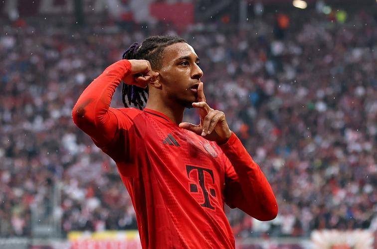 拜仁重回榜首！最新足坛俱乐部排行，皇马第四，切尔西进前五